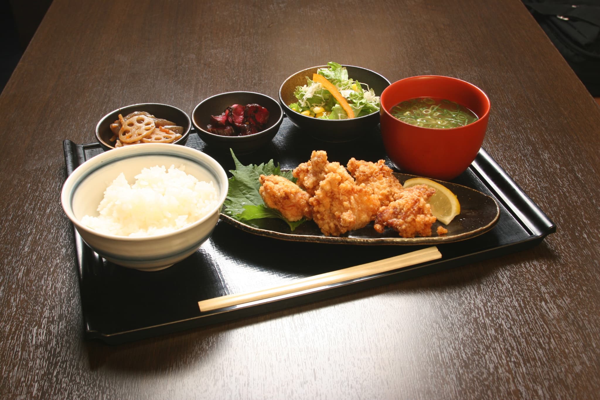 唐揚げ定食